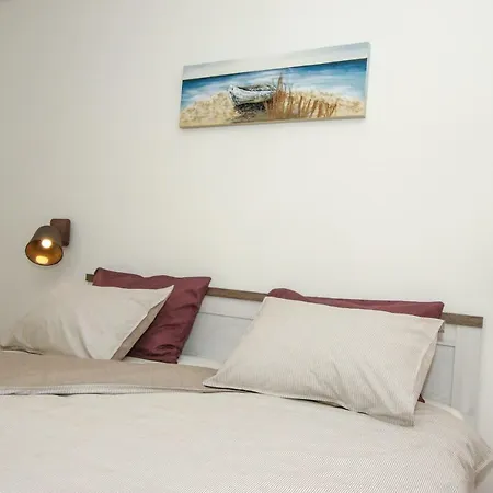 Apartment Tina With Jacuzzi Porec
