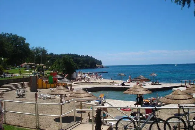 Apartament Tina With Jacuzzi Poreč
